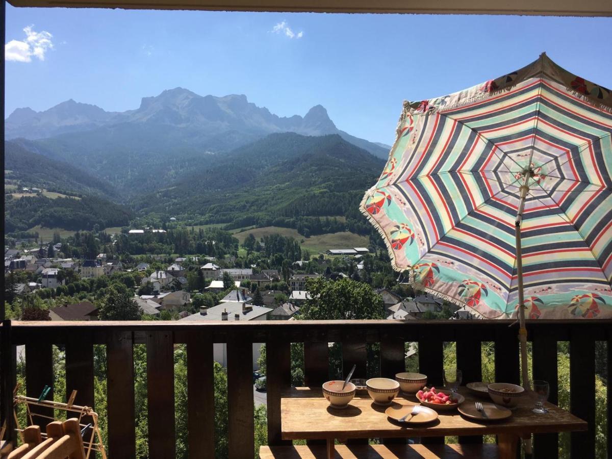 Appartement De Vacances Barcelonnette Exterior foto